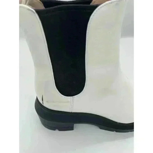 STUART WEITZMAN Women‎ Norah Patent Leather Lug Sole Boots size 6.5 - Picture 4 of 6